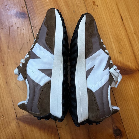New Balance Shoes - New Balance 327 dark earth/mushroom
